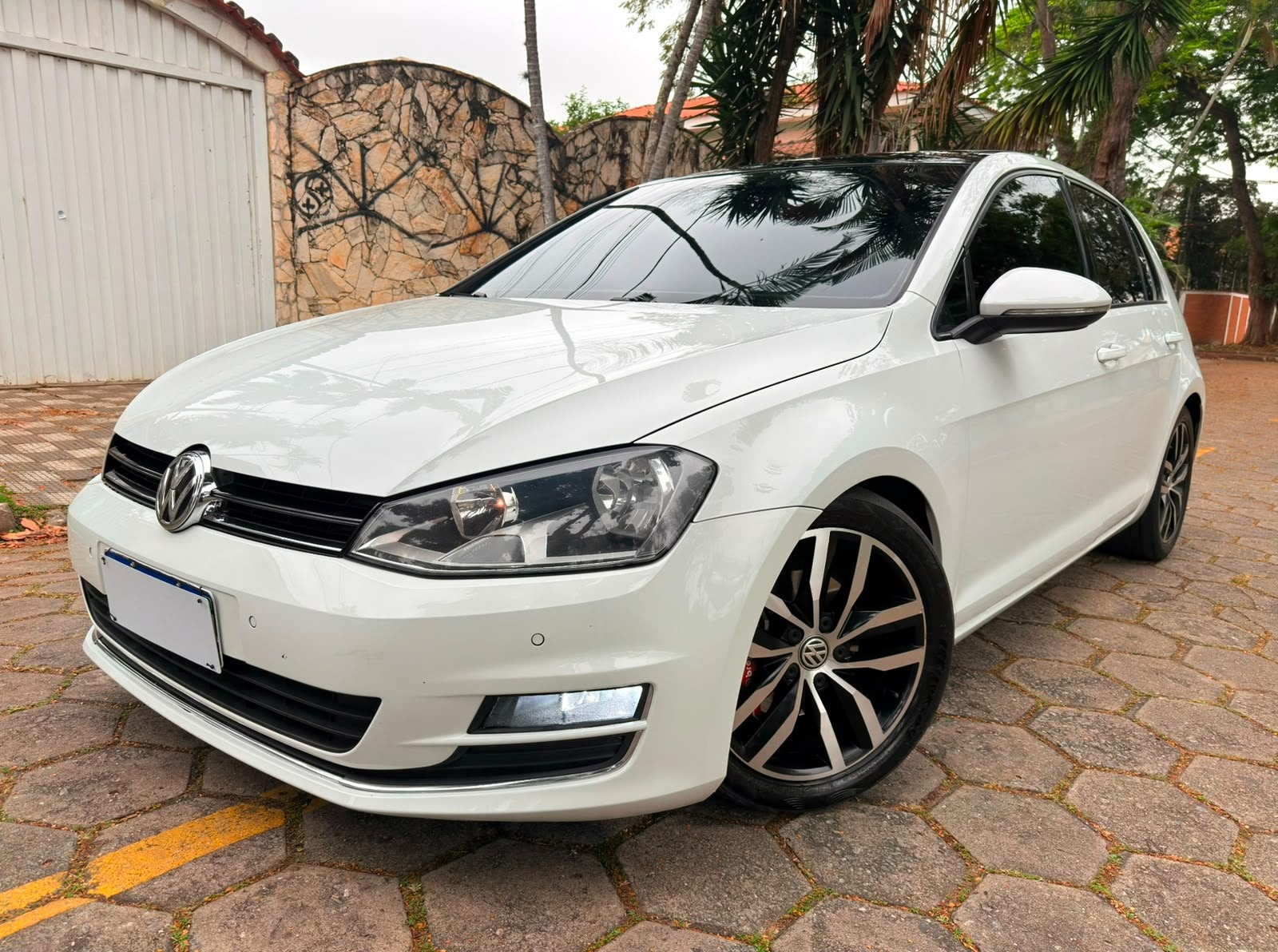 Volkswagen Golf Highline 1.4 TSI
